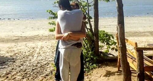 Optical illusion couple